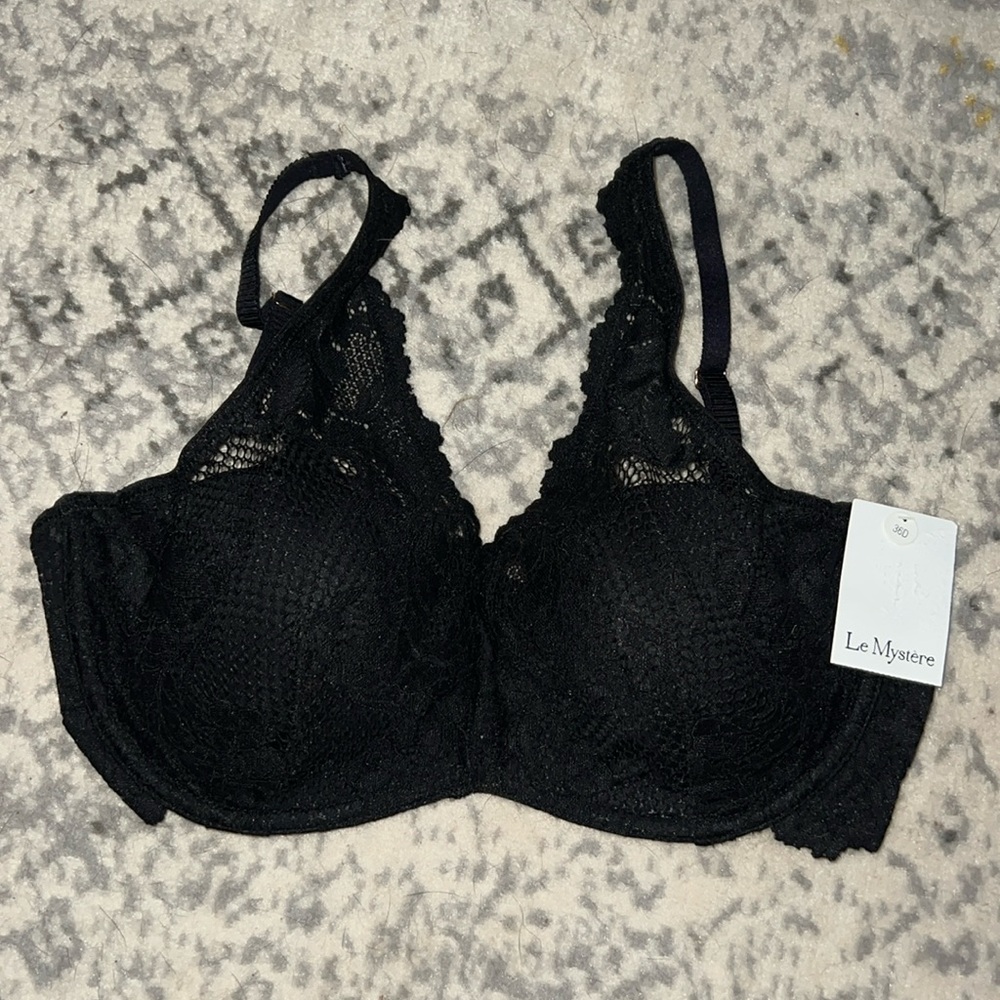 36D Le Mystere Lace Allure Demi